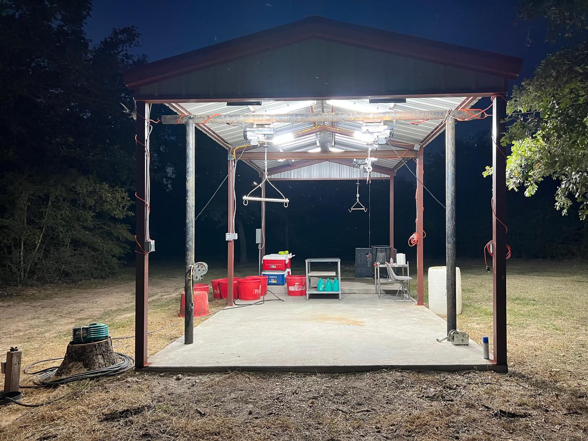 CLEANING FACILITY CLEANING FACILITY